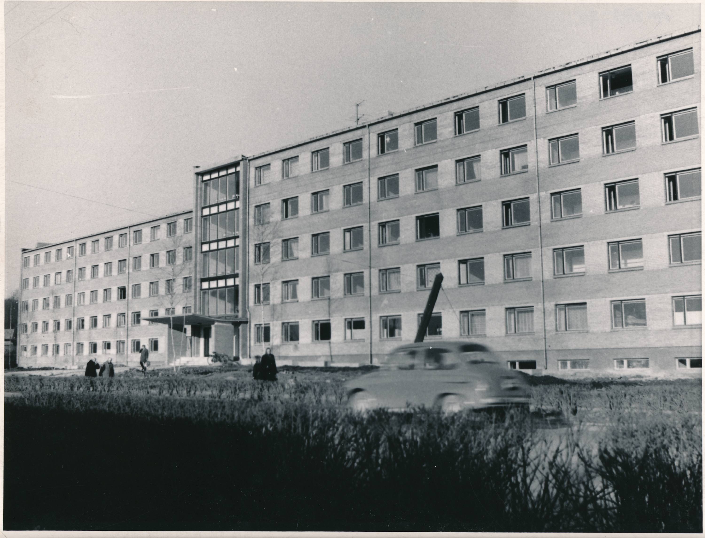 Tartu ülikooli ühiselamu, Narva mnt 89. 1967
