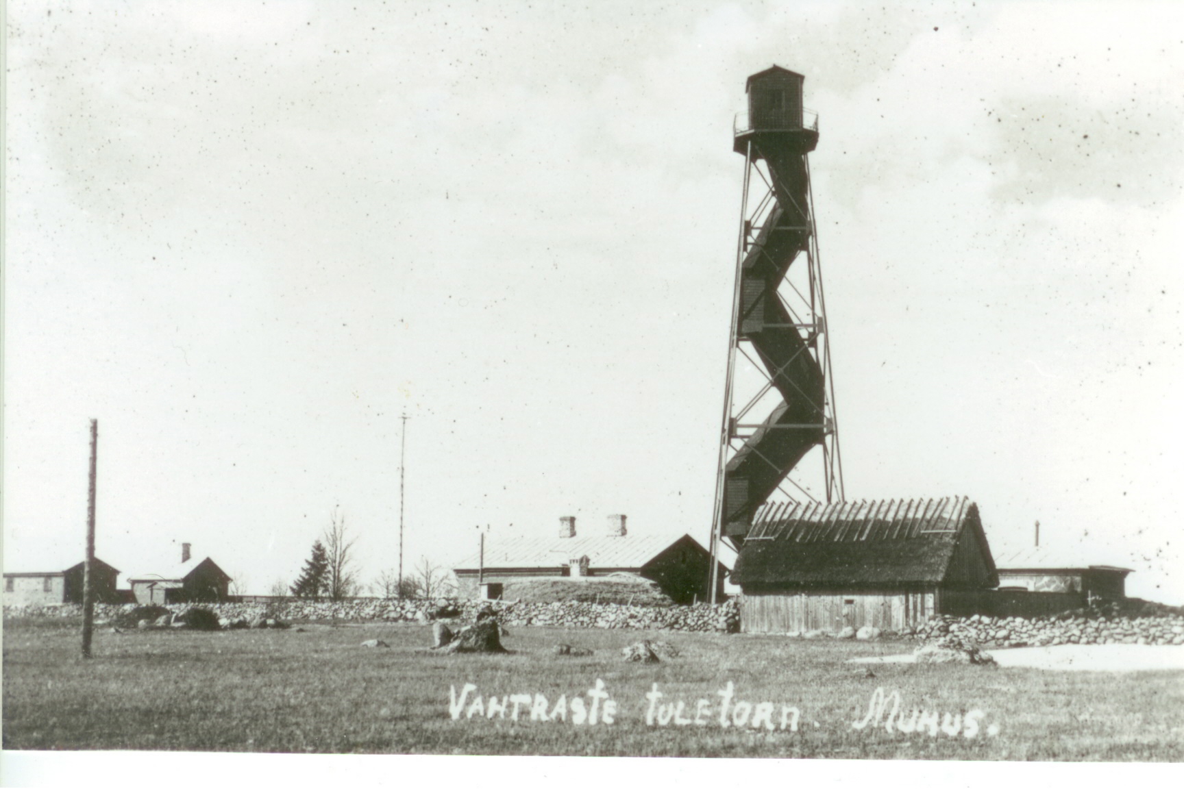 Vahtraste tuletorn