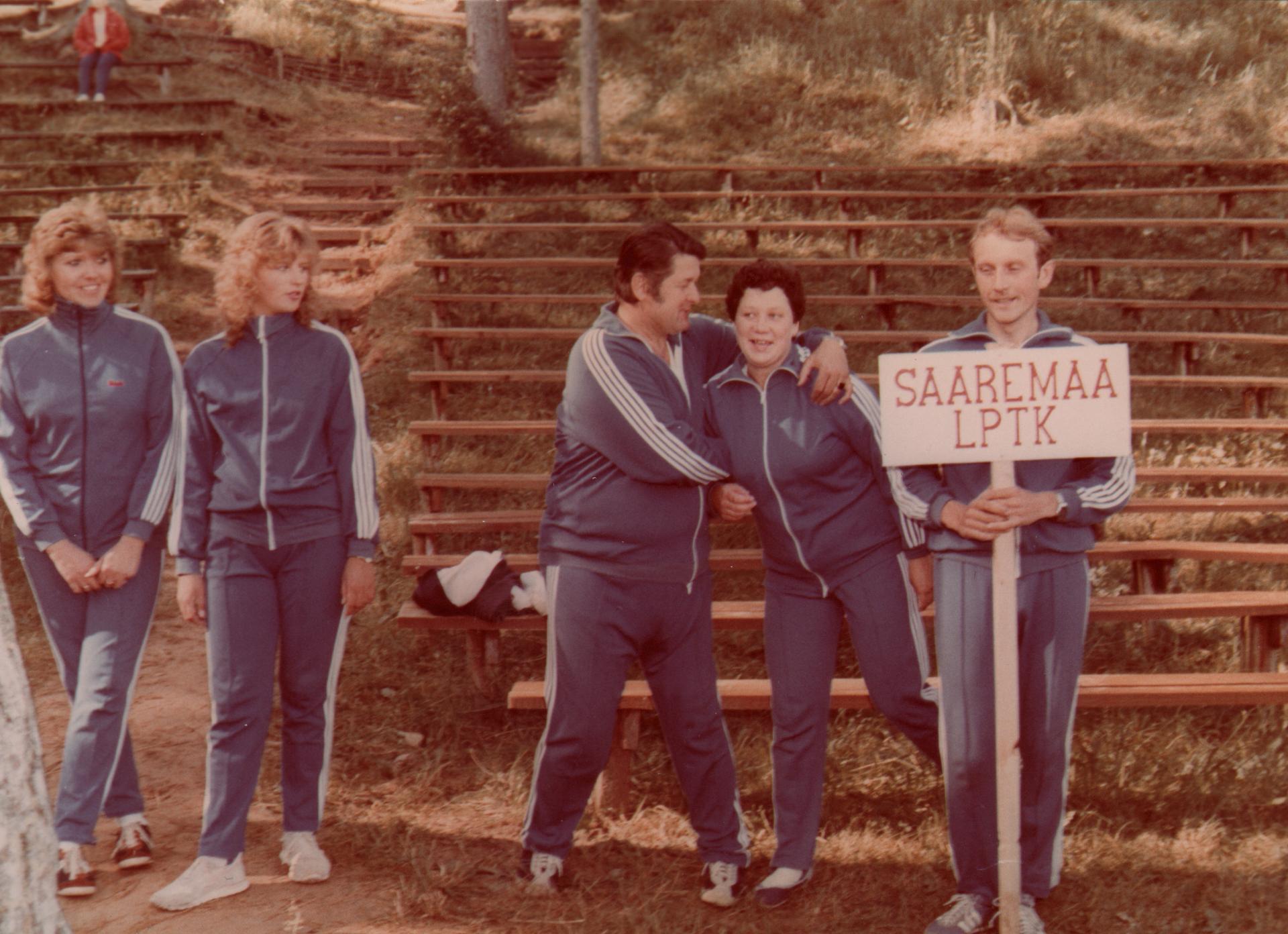 Piimanduspäeval avadefileeks valmistumine