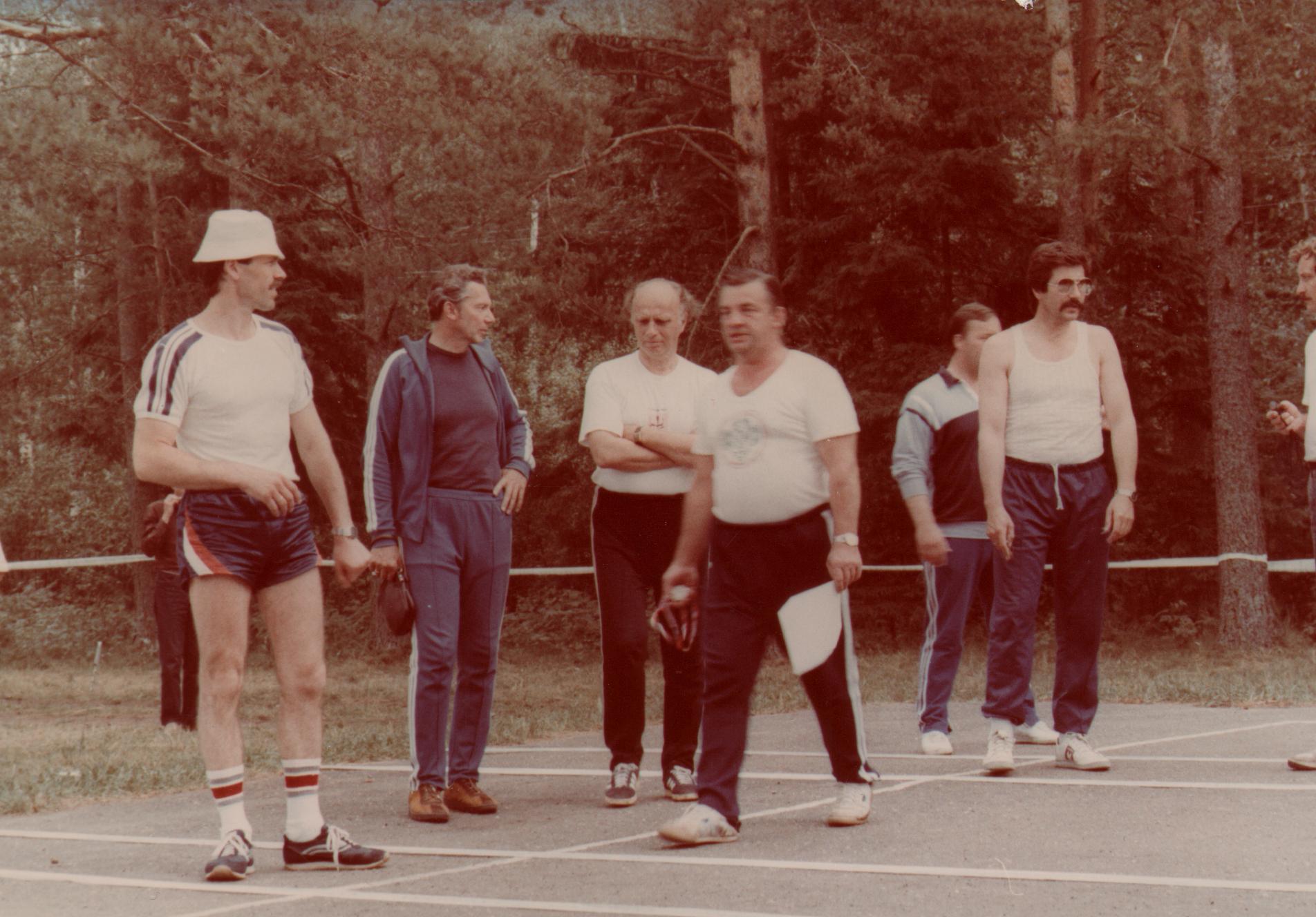 Piimanduspäeval võistluste ootel