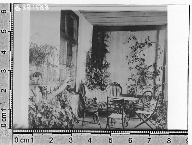 Rõa mõis (Röal), härrastemaja veranda u. 1890. Türi khk