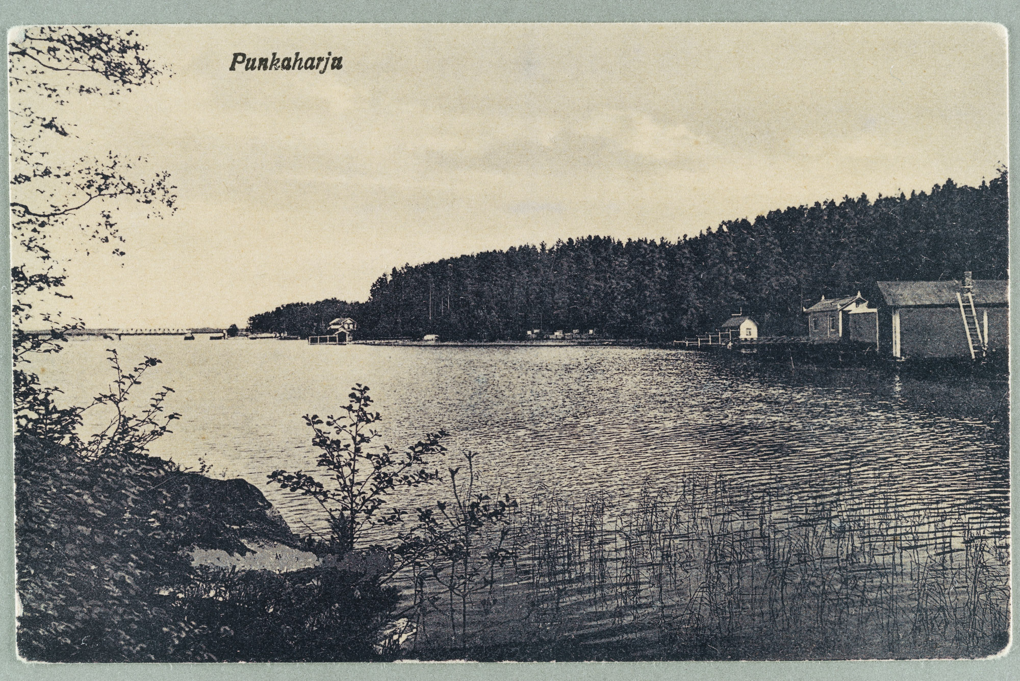 Hotel State Beach: Tuunaansalmen Bridge, State villa with pool in the hotel room, the back of the ferry changing of the guard room, state-Hotel beachfront pool room, laundry room, shed and sauna