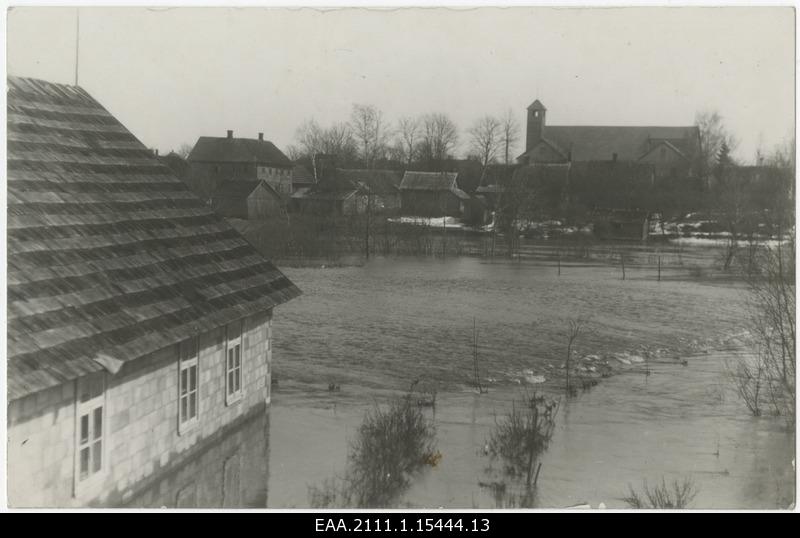 House in Tartu, where water 50-60 cm above the floor