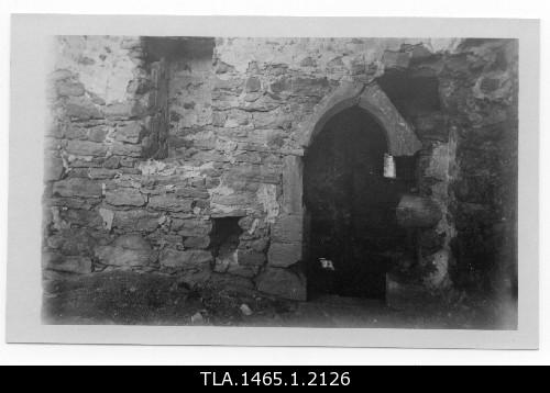 Padise monastery. Portal.