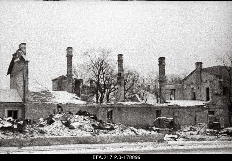 The ruins of the houses in the area of the New Malmi Street.