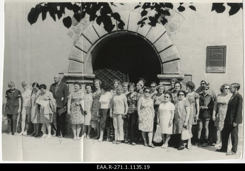 Tour of the employees of the Central Archive of Estonian National History in Lvovi. Group photo