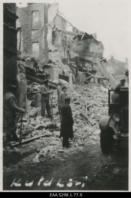 View of the ruins of the guest house and restaurant Gold Liv probably after the bombing of Tallinn