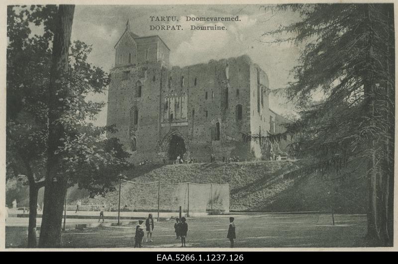 View of Tartu tennis court and the ruins of the Toom Church. Postcard