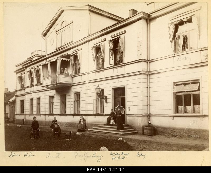 Max von zu Mühlen home at Jakobi tn. 41 In Tartu, view from the street