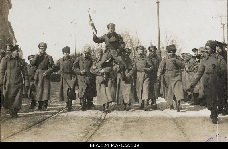 Demonstration of soldiers on Alexander's bulvar in Riga 8. 03. 1917.