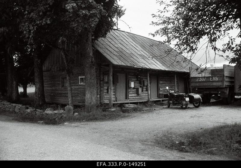 Farm building in Võhma village.