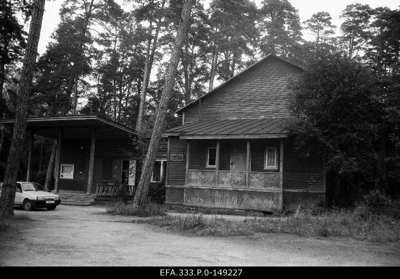 Võsu Holiday House Forest Club cinema building.