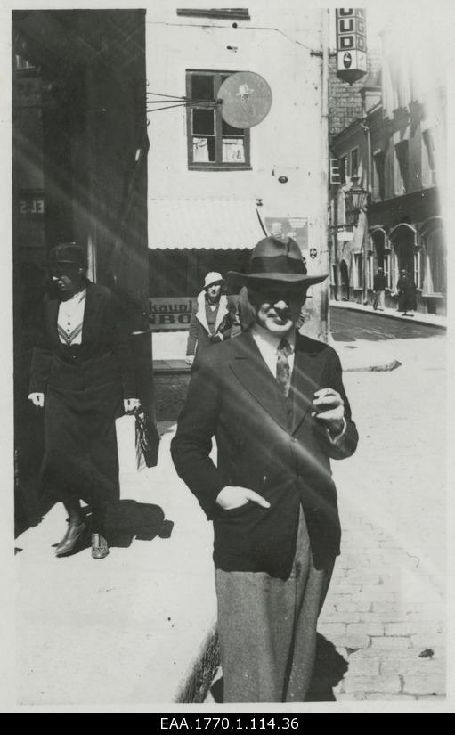 A man on the city street