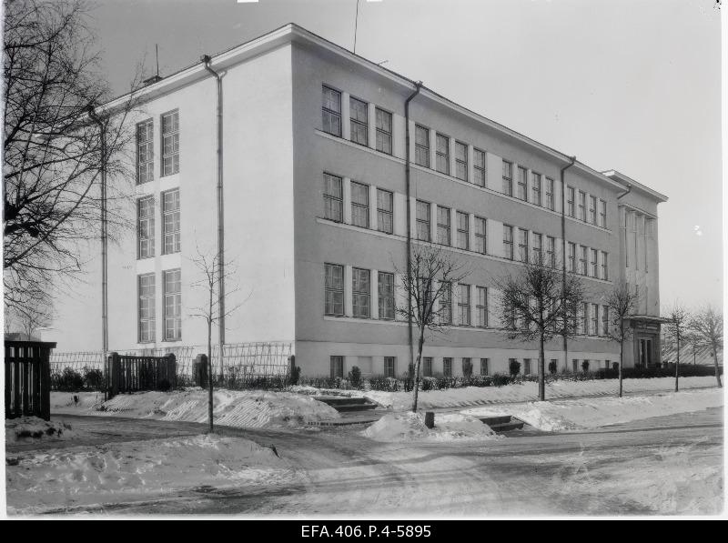 Tartu Pedagogic School.