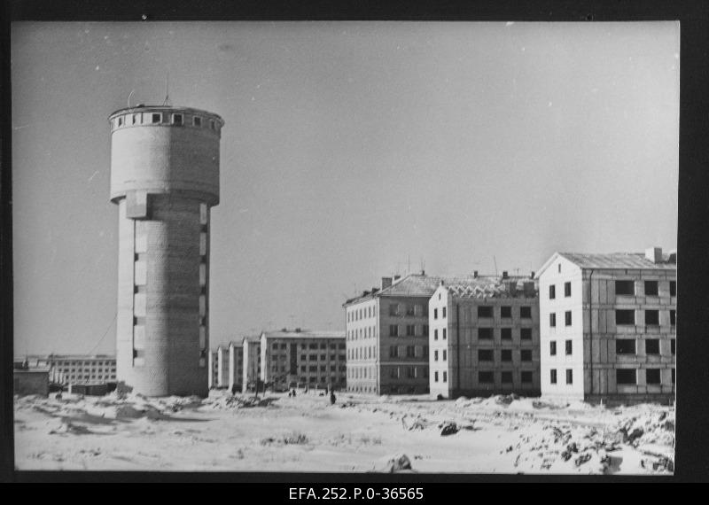 Construction of large blocks of apartments in Pelguranna.