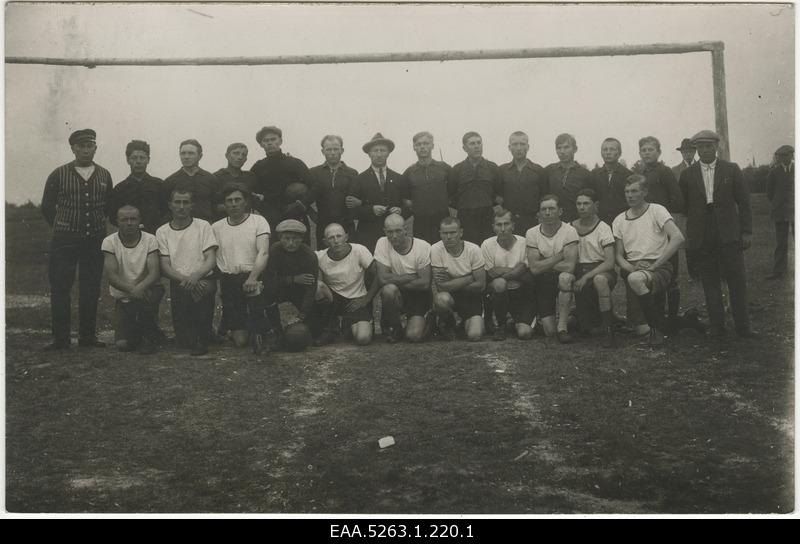 Mustvee and Lohusuu-Piilsi Football teams in the event of competitions in Mustvee