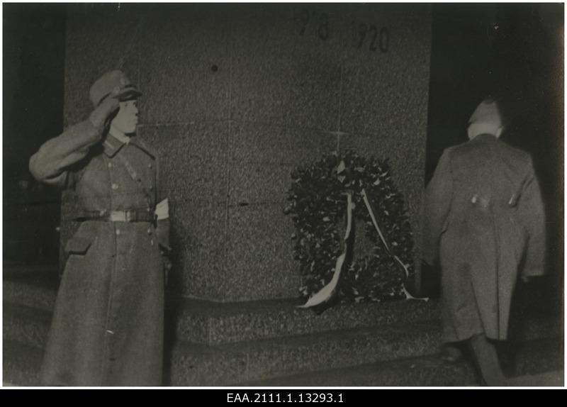 Celebration of the 17th anniversary of the Republic of Estonia in Tartu, Major General Aleksander Tõnisson placed the Porch on the foot of the monument pillar of the War of Independence "Kalevipoeg"