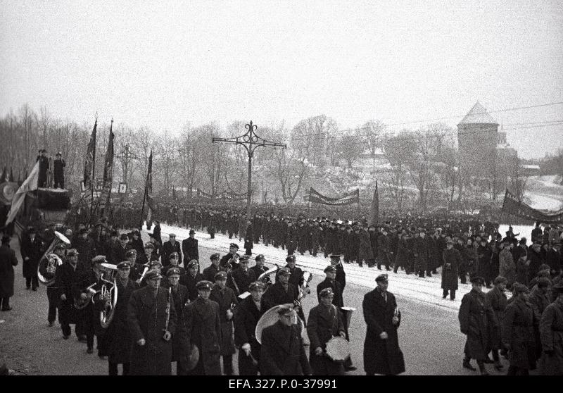 Workers' demonstration on the 23rd anniversary of the Great Socialist October Revolution.