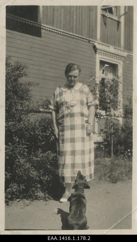 Gerda Rehausen with Doggie