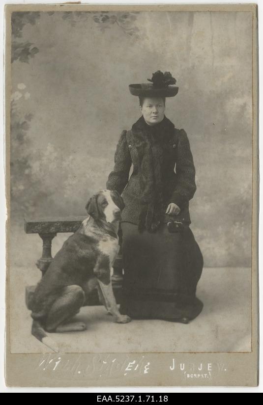 Marie Elisabeth Martin with a dog