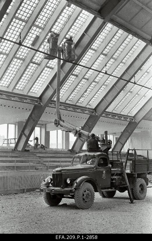 Finishing works of the volunteer Sports Association Kalev in the finishing sports hall.