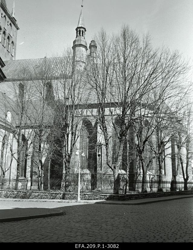 View of the Toom Church.