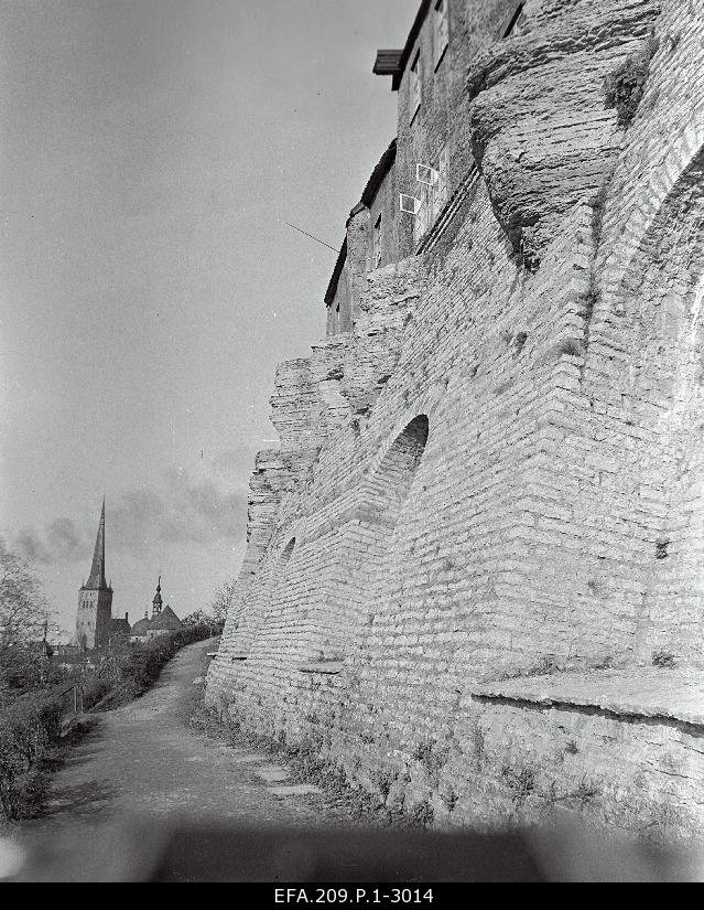 View of the Toompea Wall from the stories.