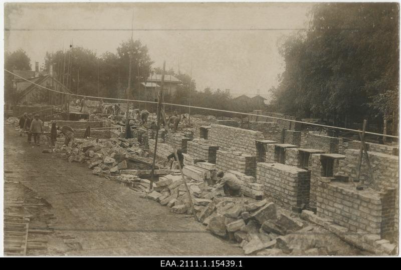 Construction works of the Tartu Emade and Rinnalaste Kodu on Katoliku (Oru) Street