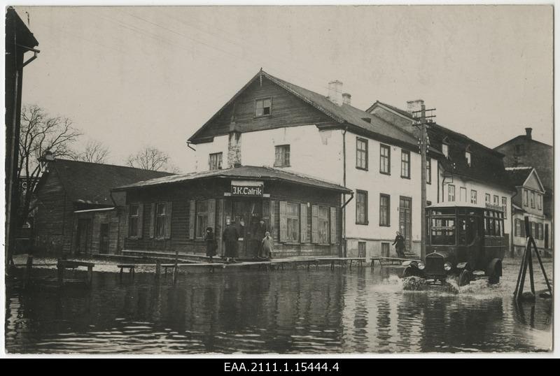 View on Tartu Street during large water