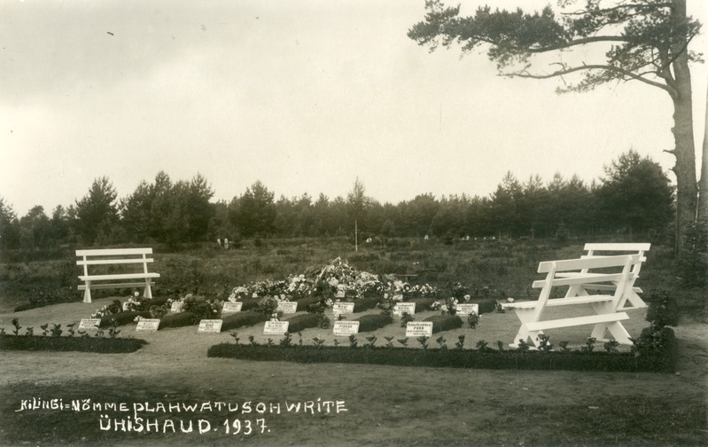 Foto. Kilingi-Nõmme plahvatusohvrite ühishaud. Saarde, 1937