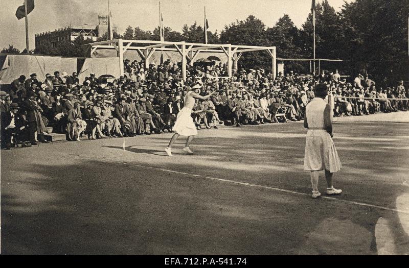 Tennis competition on Harjuoru tennis court.