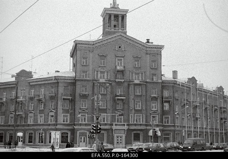 The tower house on the corner of Tartu highway and Liivalaia street.