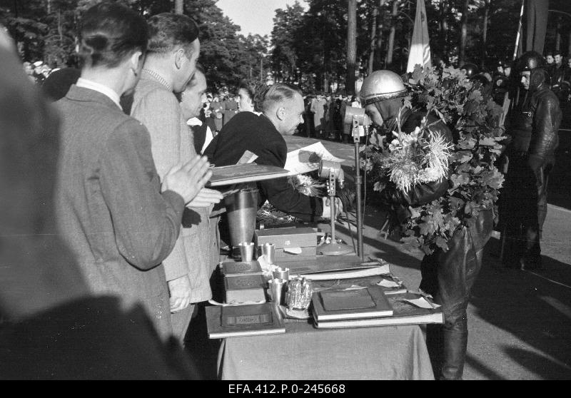 ENSV 1953 round trip races, awards in Endel Tobias