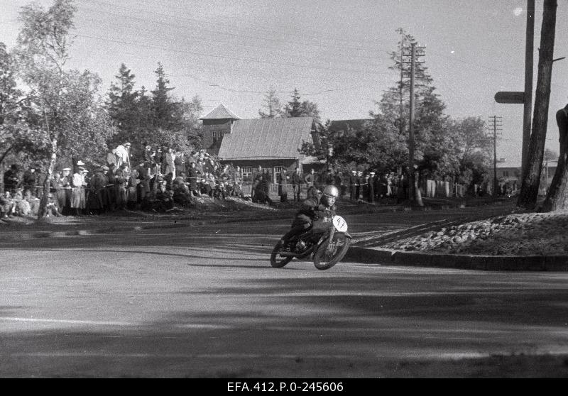 ENSV 1953 Ring Race Premiere, Väino Allipere, Club Dynamo, Young 125cm3