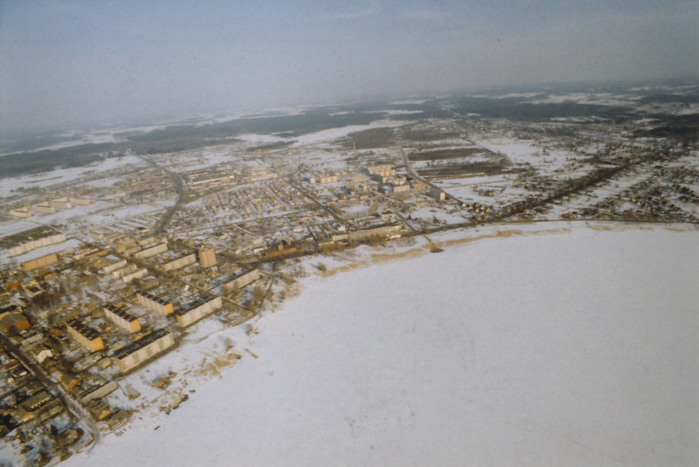 Foto ja diapositiiv. Aerofoto Võru linnast. 1987.