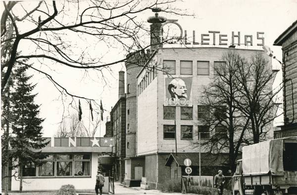 Tartu Õlletehas, peahoone. 1960ndatel.