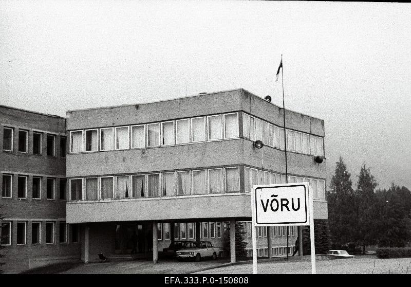 The temporary arm of the Kuperjanov Üksik-Jalaväe Battalion in the former ALMAVÜ building.