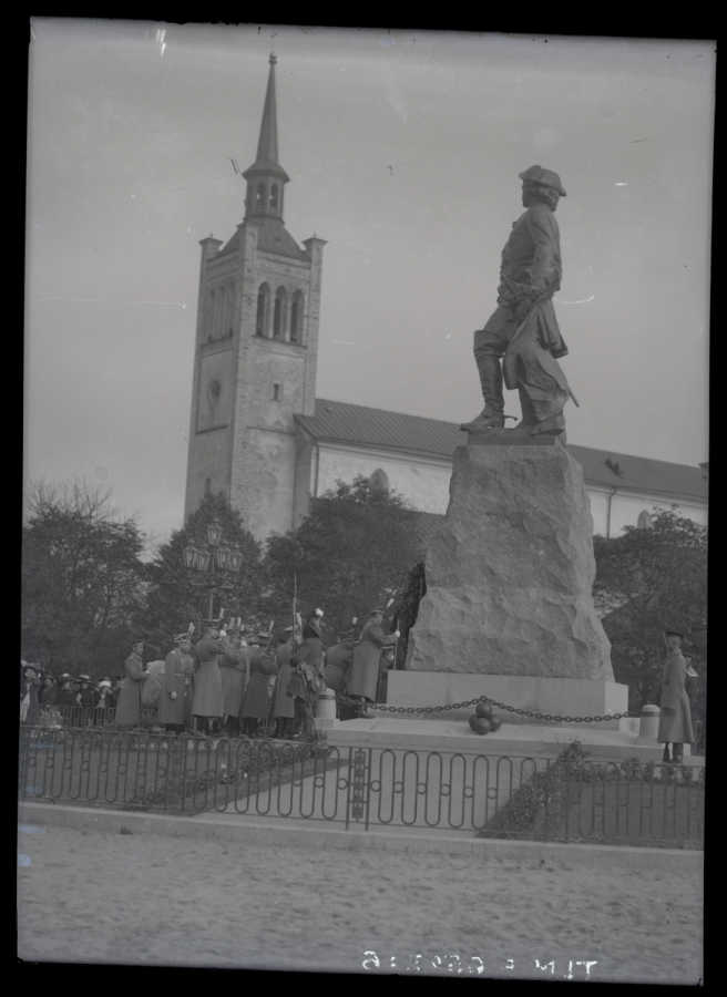 Tallinn, Peeter I mälestussamba avamine