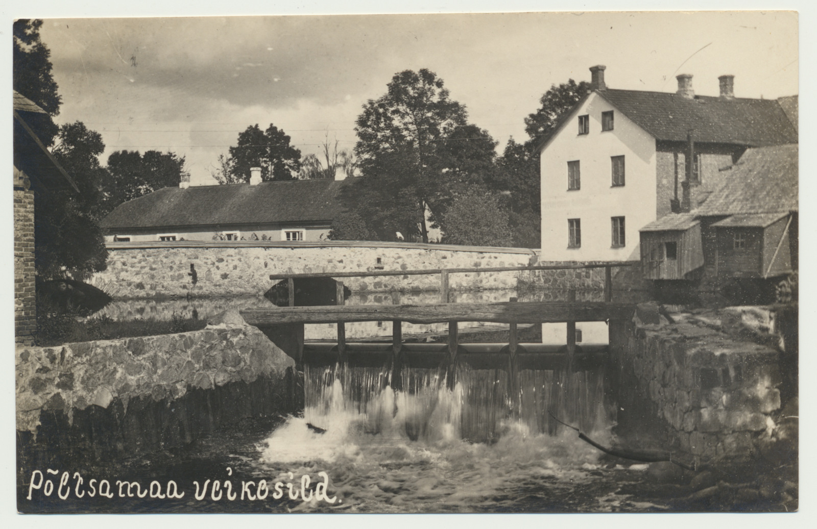 foto, Põltsamaa khk, Põltsamaa, ees Kiisamauru sild, taga Väike sild, u 1930, foto A. Mik