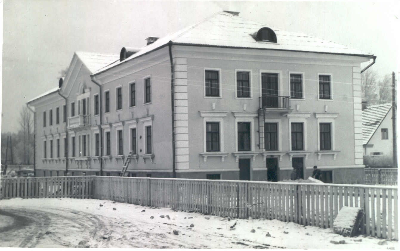 Foto.Vastseliina Keskkooli internaadihoone Turu tn. 1953.