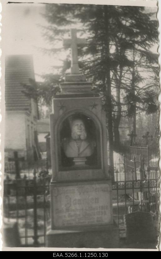J. W. Jannsen's tomb monument on the cemetery of Tartu Maarja