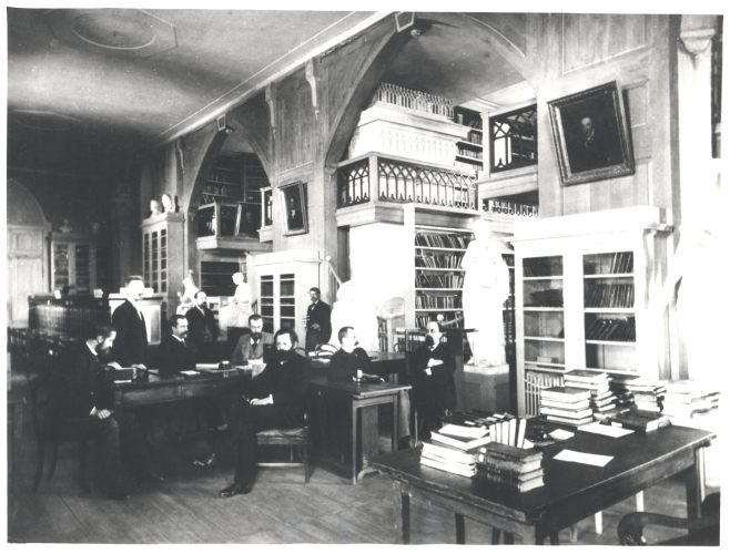 Internal view of the library of the University of Tartu 1906-1908
