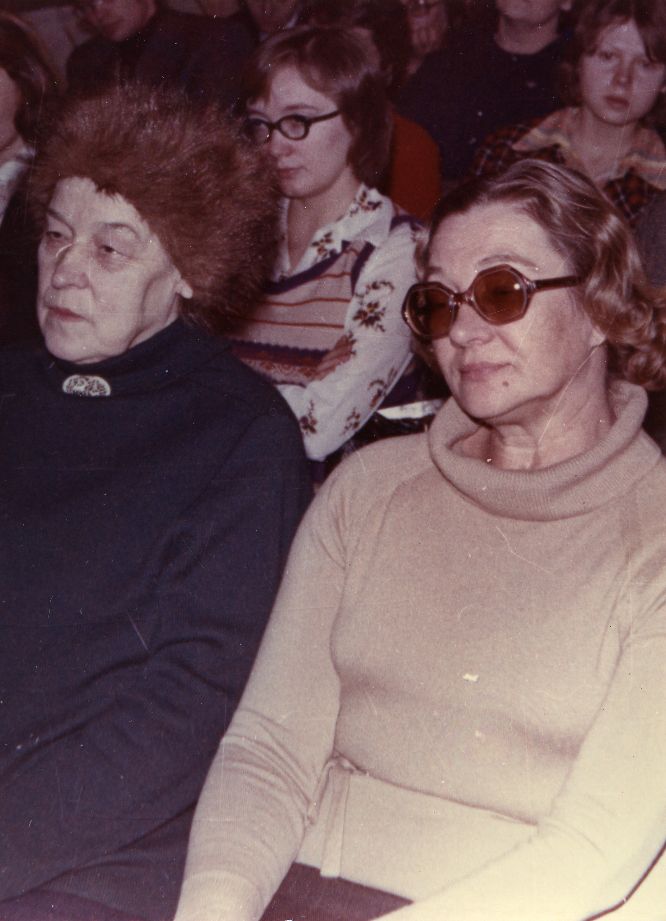 Betti Alver and Elsa High on Tartu Literature Day 19. XI 1976 Literature Museum