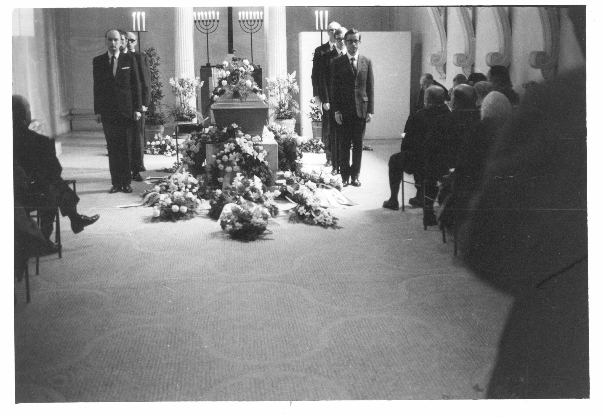The funeral of John Aaviku