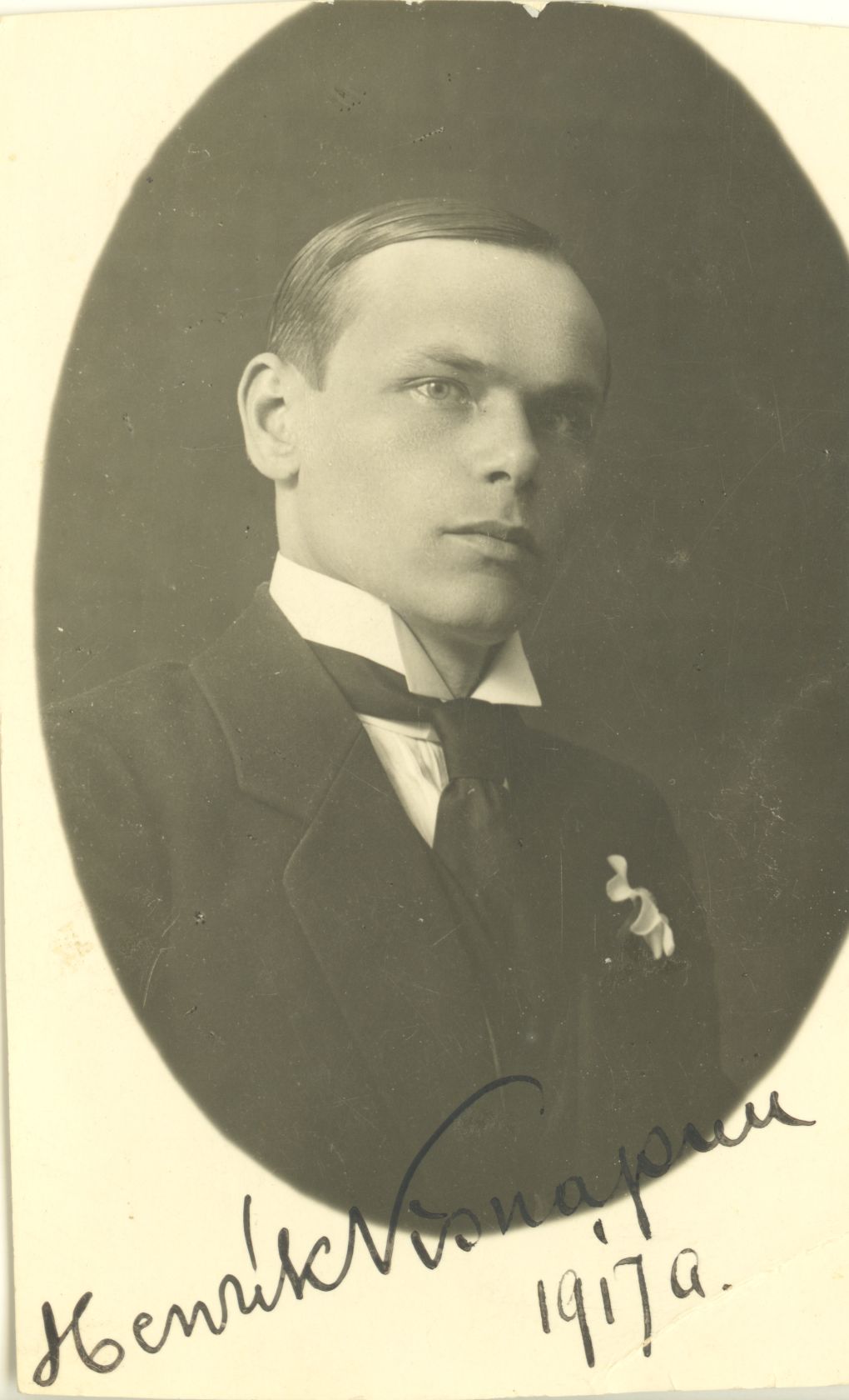 Henrik Visnapuu 1917
