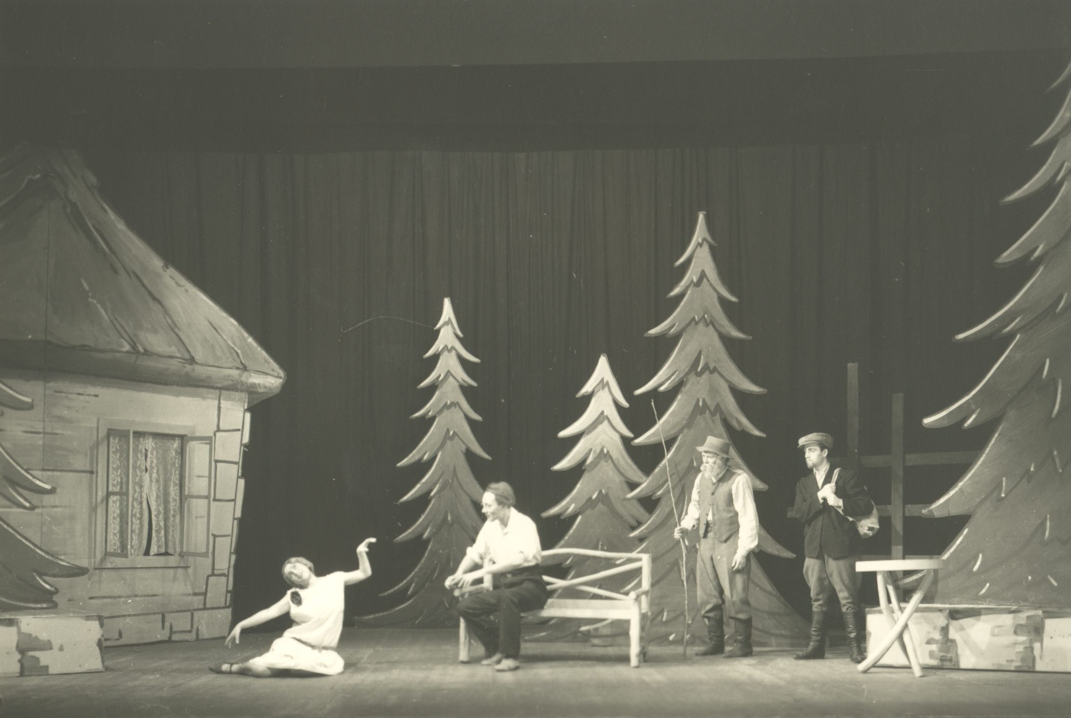 A. Kitzberg's "The Fucked Farm" in Small Theatre 1943/44