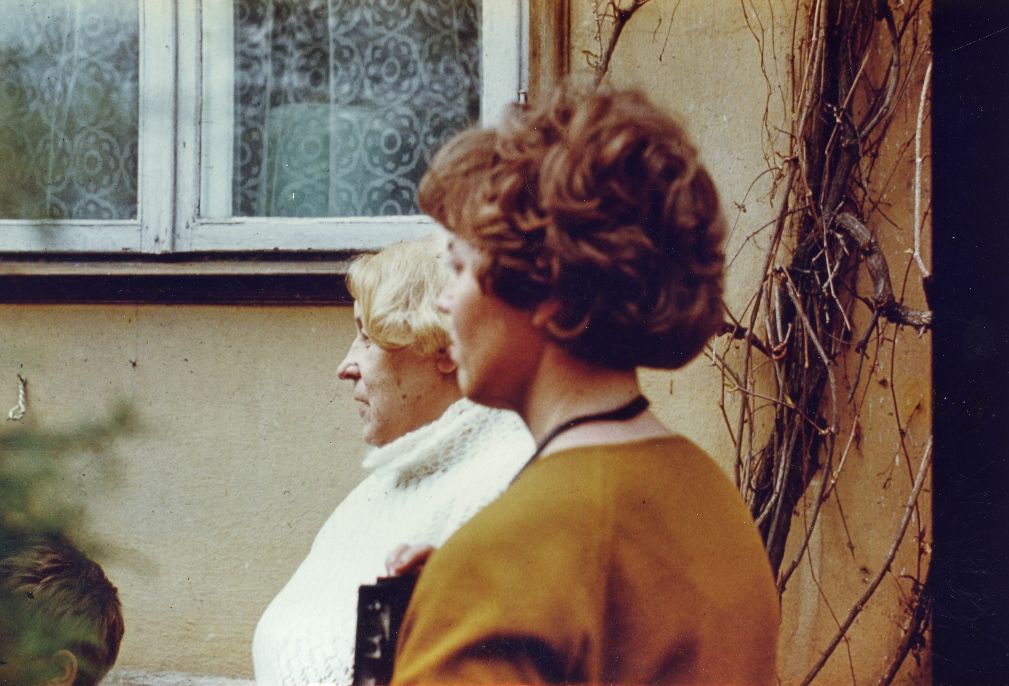 Betti Alver and Linda Ulla May 1982