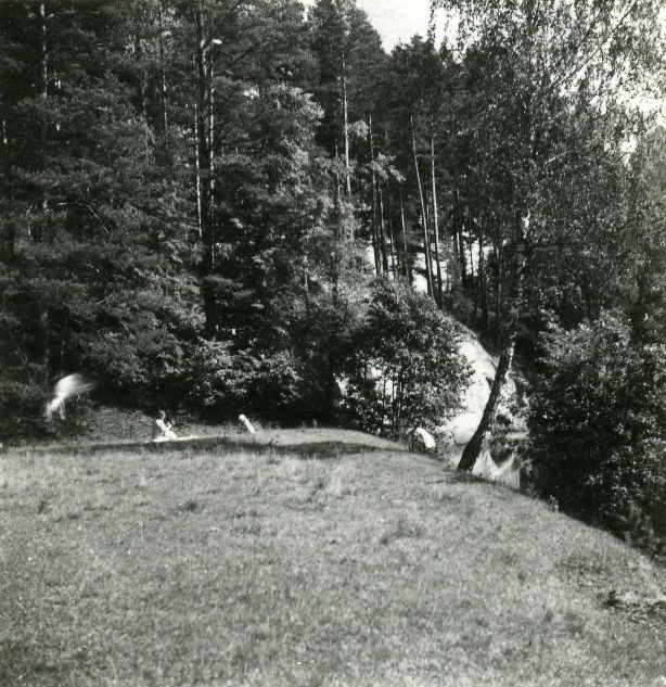 M. Lepiku and b. Alveri "our place" on the shore of the Ahja River in White Forest 3. VIII 1952