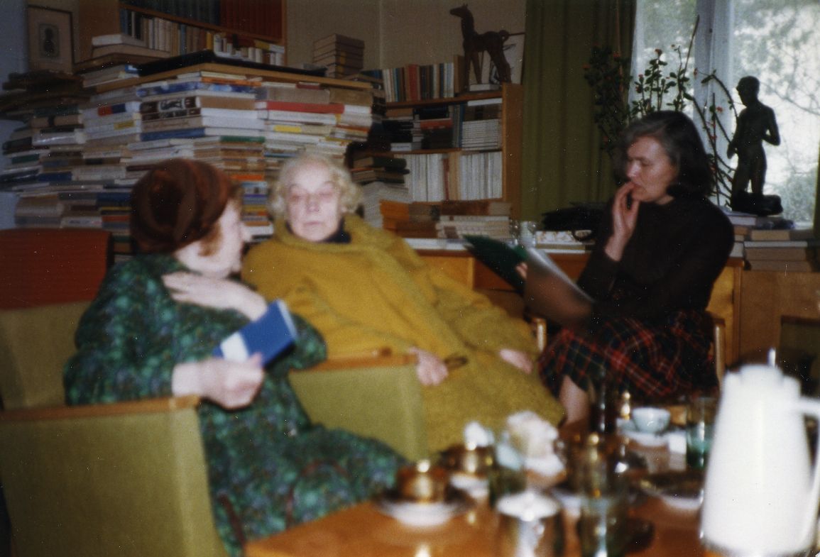 Eeva Niinivaara, Betti Alver and Silvi Eilart in April 1983