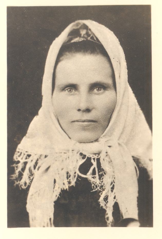 J. Vares-Barbarus's mother